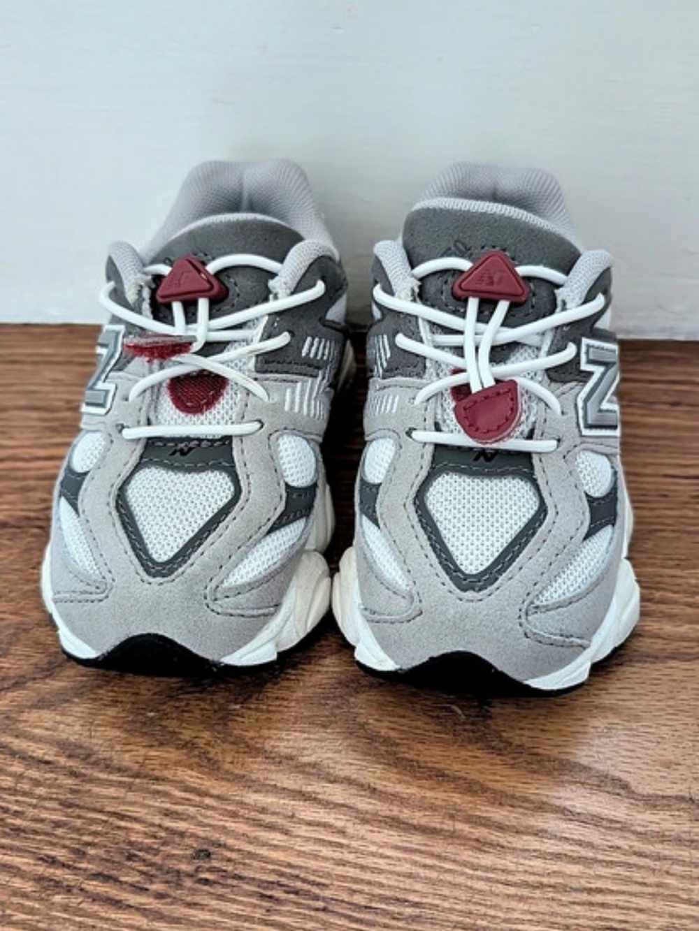 Toddler New Balance Sneakers Gray & White US 8